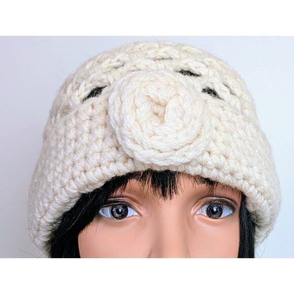 John Molloy Ireland Pure Virgin Wool Cream Crochet Hat Hand Knit Center Rosette - Picture 2 of 11